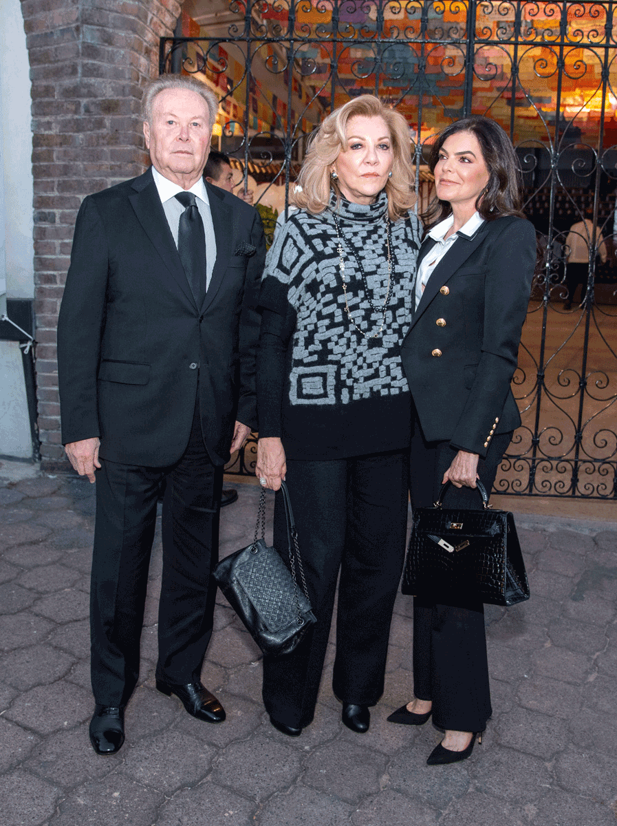 Ricardo Henaine, Lili Henaine, Mariana Peralta en el homenaje a Gerardo Islas.