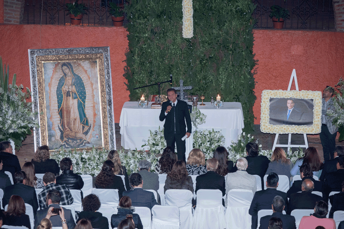 El señor Gerardo Islas Hernández dedicó unas emotivas palabras a su hijo. 
