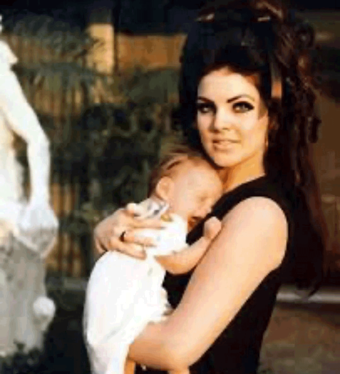 Con esta imagen, Piscilla recordó a Lisa Marie.