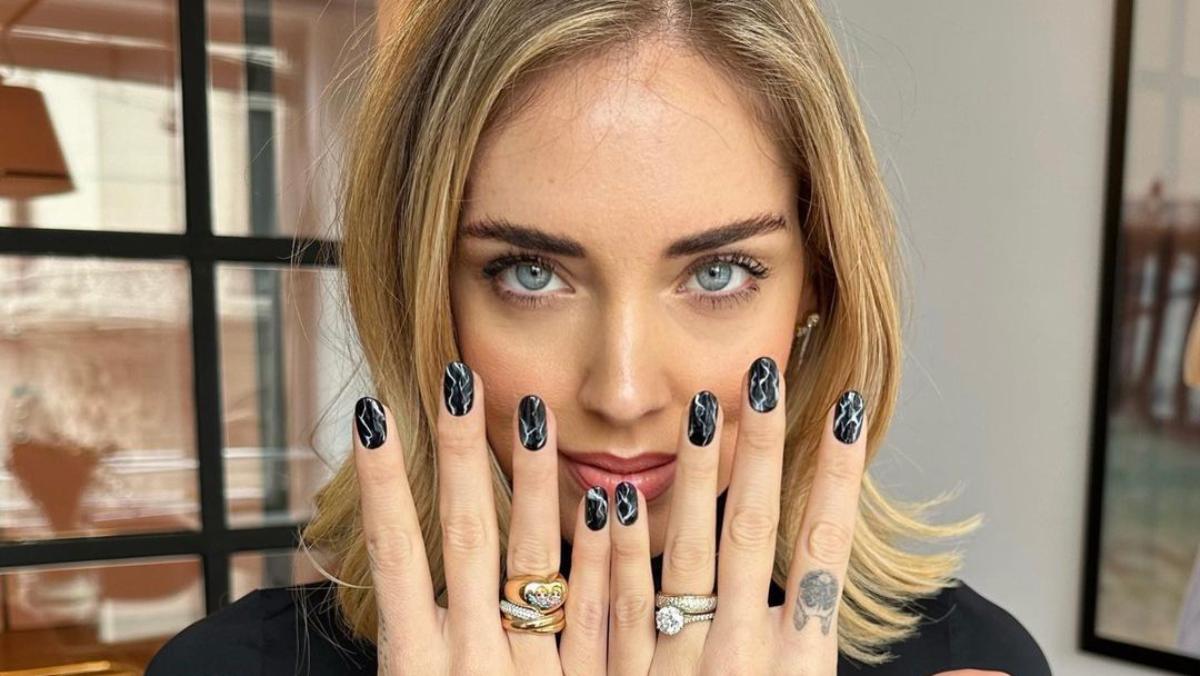 Chiara Ferragni reaparece y lanza indirecta en respuesta a los rumores de crisis con Fedez tras polémica en Sanremo
