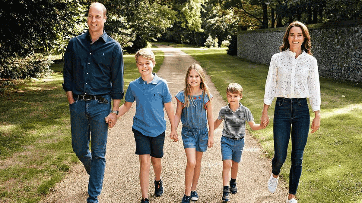 Así es como el príncipe William y Kate Middleton se aseguran de que su hija Charlotte no sufra el ‘efecto Harry’