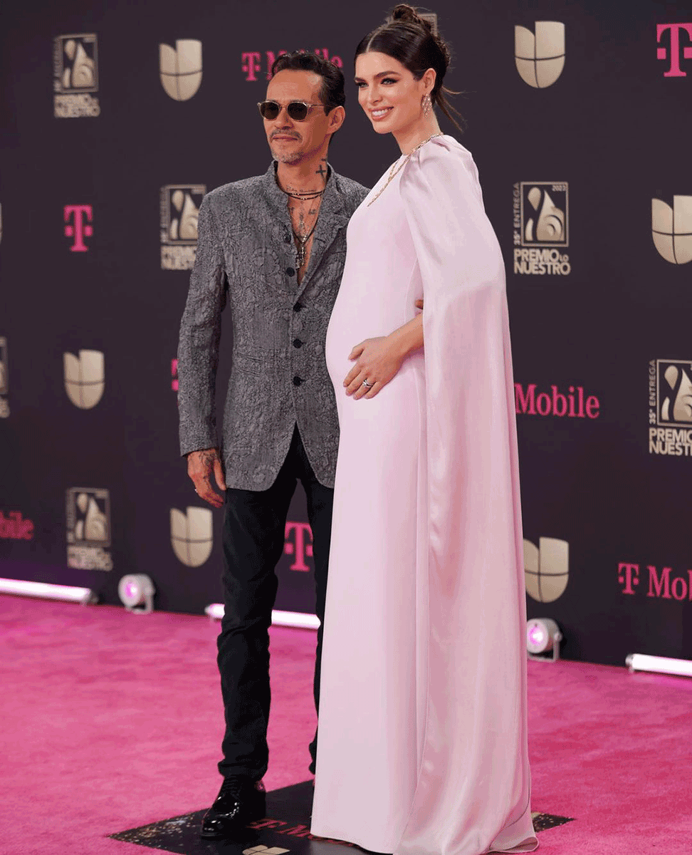 Nadia eligió un vestido que le diera figura a su Baby Bump.
