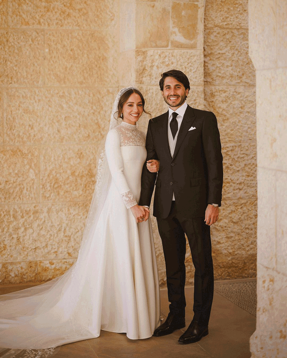 Iman y Alexander en su foto oficial de boda.