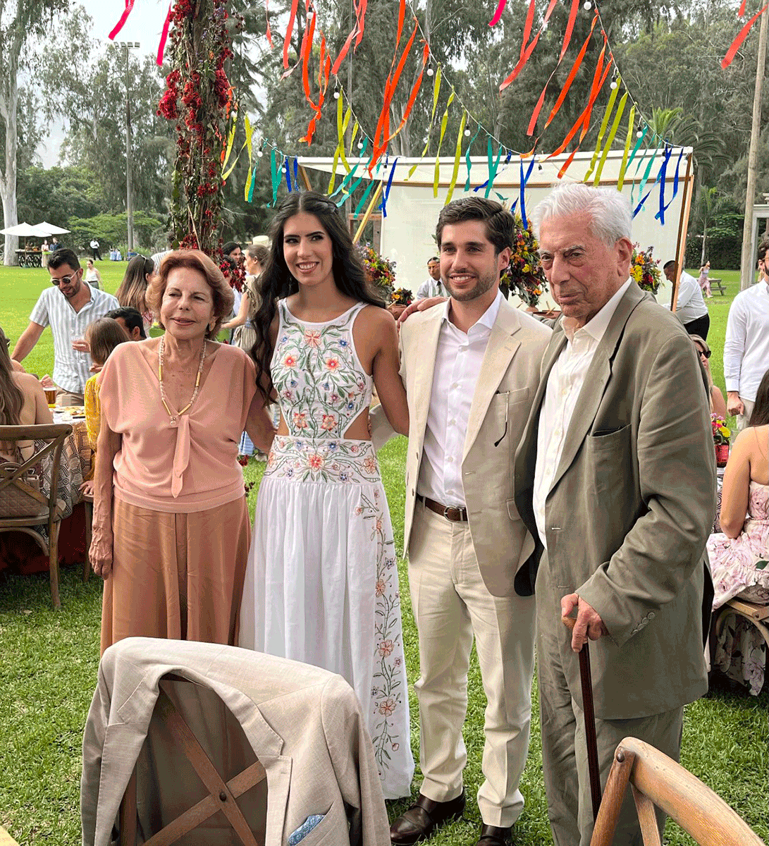 Patricia Llosa y Mario Vargas Llosa en la boda de Josefina y Carlos.