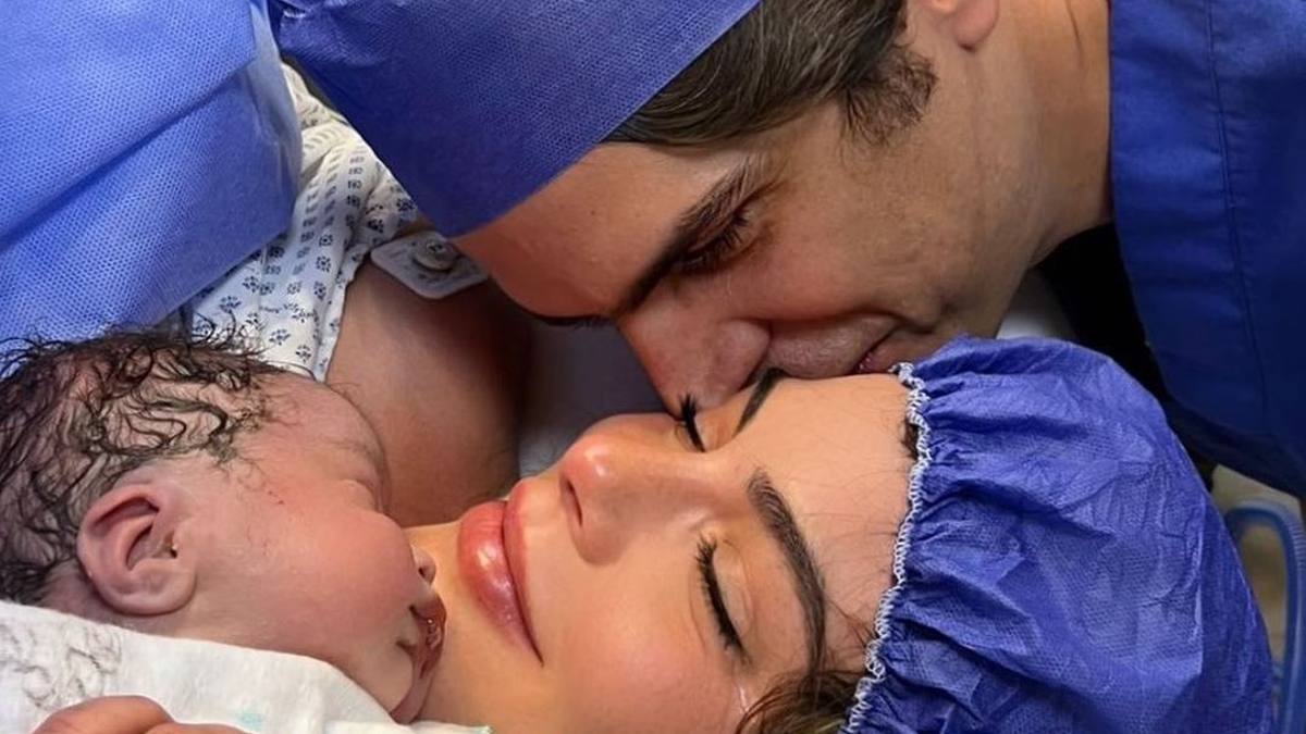 ¡Ya nació! Ximena Navarrete y Juan Carlos Valladares dan la bienvenida a su segundo bebé
