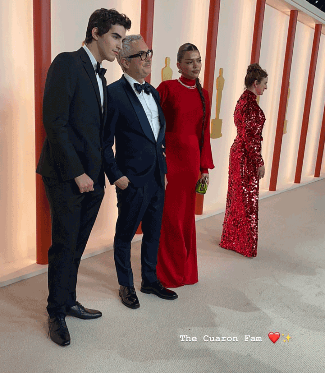 Alfonso Cuarón y dos de sus tres hijos: Bú y Olmo.