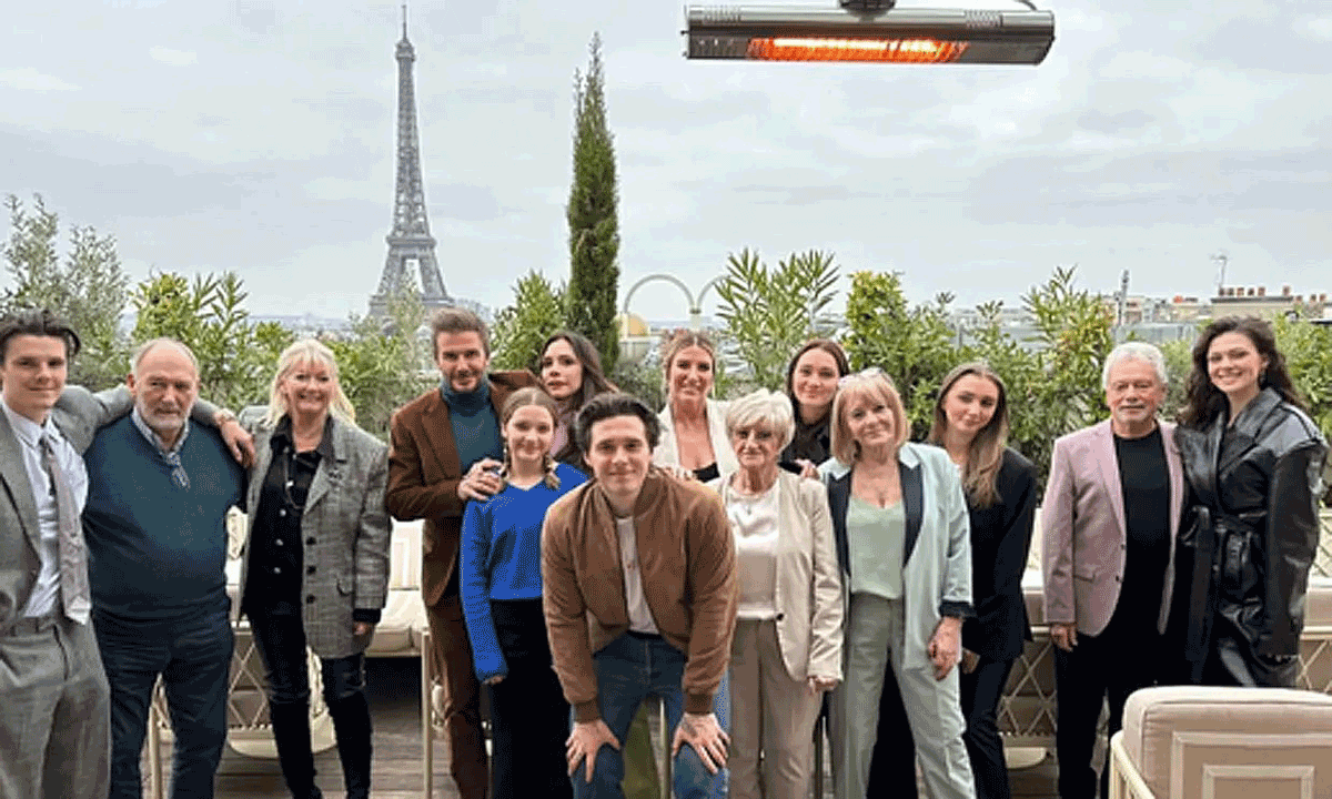 La familia de Brookyn lo celebró en la Ciudad del Amor.