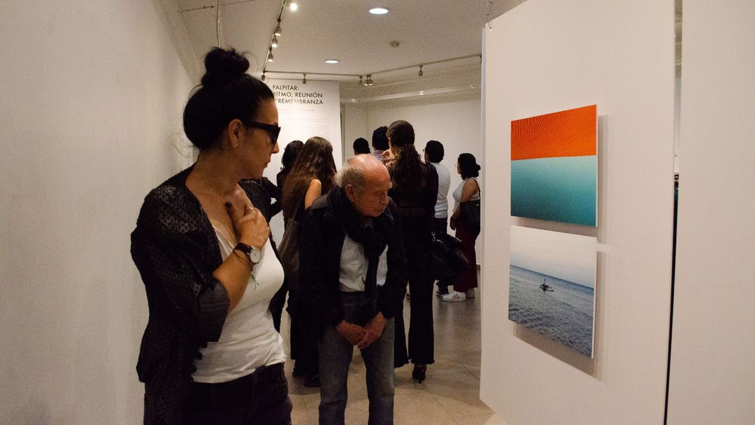 Exposición de fotografías de María Levy, hija de Mariana Levy.