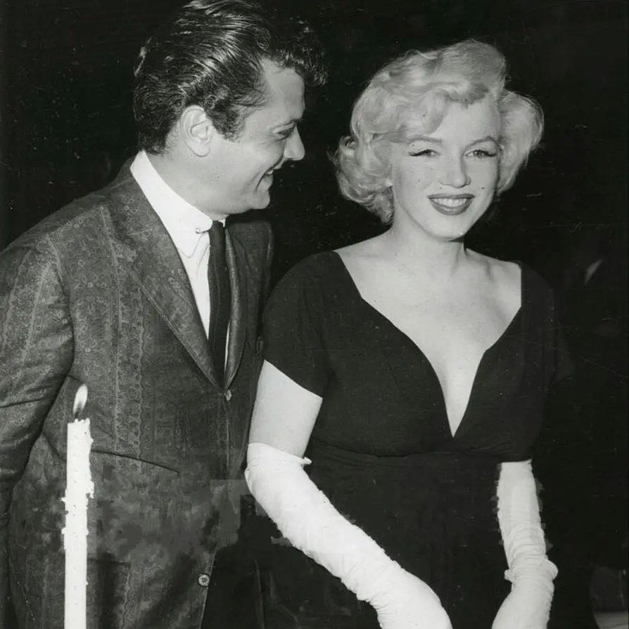 Marilyn Monroe acudía frecuentemente al hotel, donde realizó varias sesiones fotograficas.