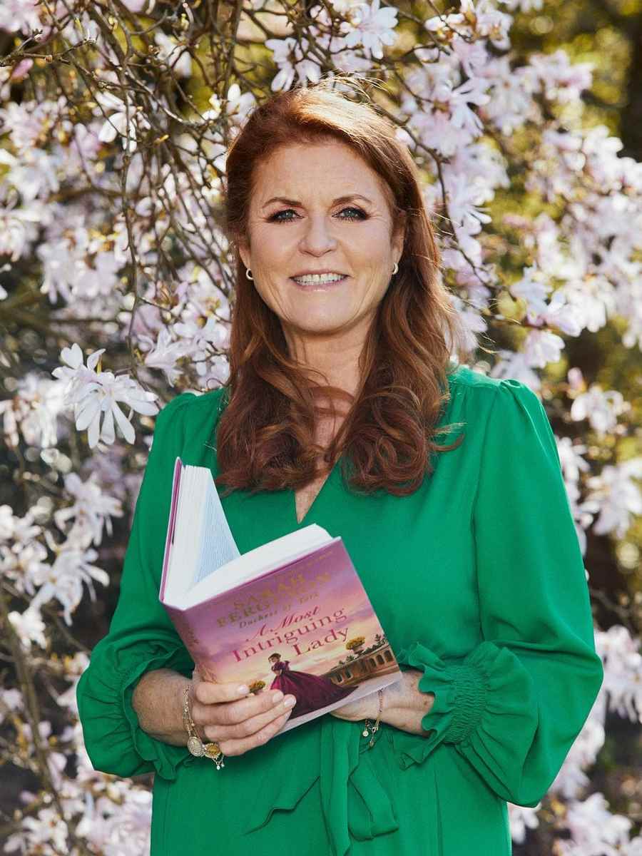 Sarah Ferguson respondió con el buen humor que la caracteriza, que verá la coronación de su excuñado por televisión.