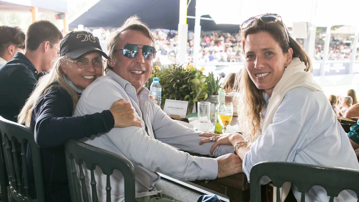 Ariana, Emilio y Sharon Azcárraga presentes en el Longines Global Champions Tour. 