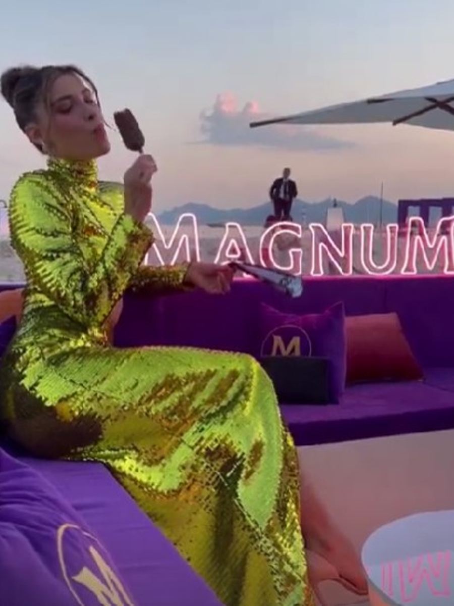Michelle Salas asiste a las mejores fiestas de Cannes. 