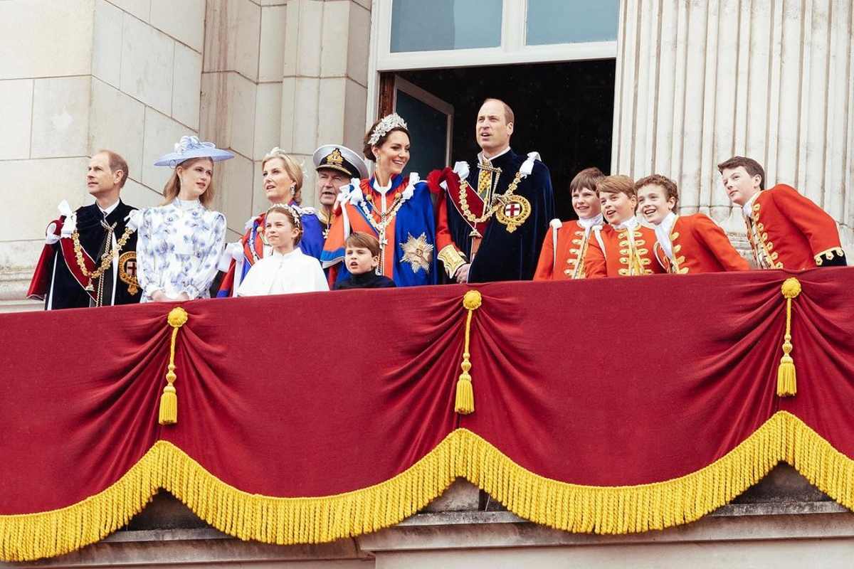 Tras la coronación de Carlos III, William y Kate incluirán a sus hijos, los principes George, Charlotte y Louis en más eventos oficiales. 