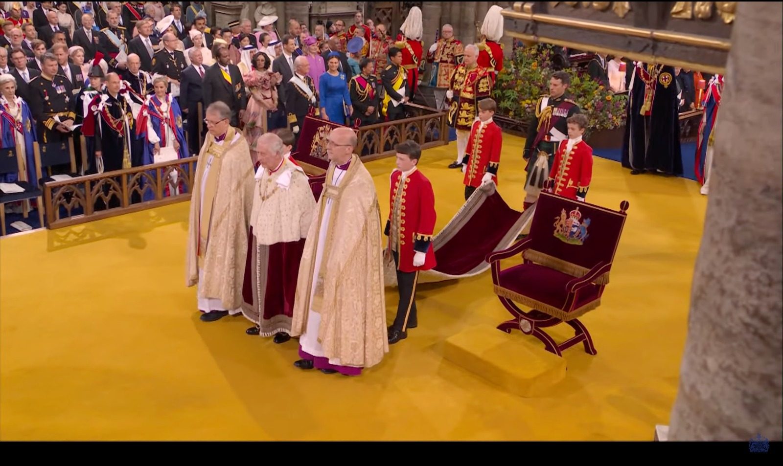 El nuevo rey Carlos III tuvo al mejor paje de honor, su nieto George. 