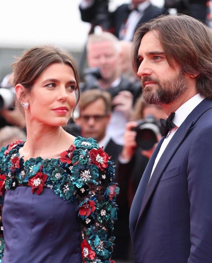 Carlota Casiraghi y Dimitri Rassam en el Festival de Cine de Cannes 2023.