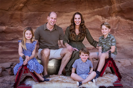 El príncipe William y Kate Middleton con sus hijos en un viaje familiar a Jordania.