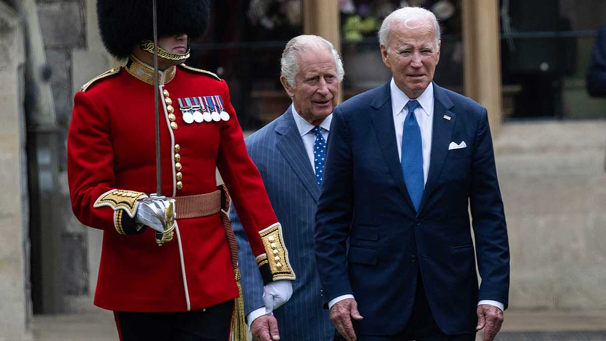 Joe Biden en Reino Unido con Carlos III