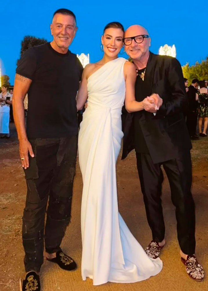 Michelle Salas, Domenico Dolce y Stefano Gabanna en Italia 