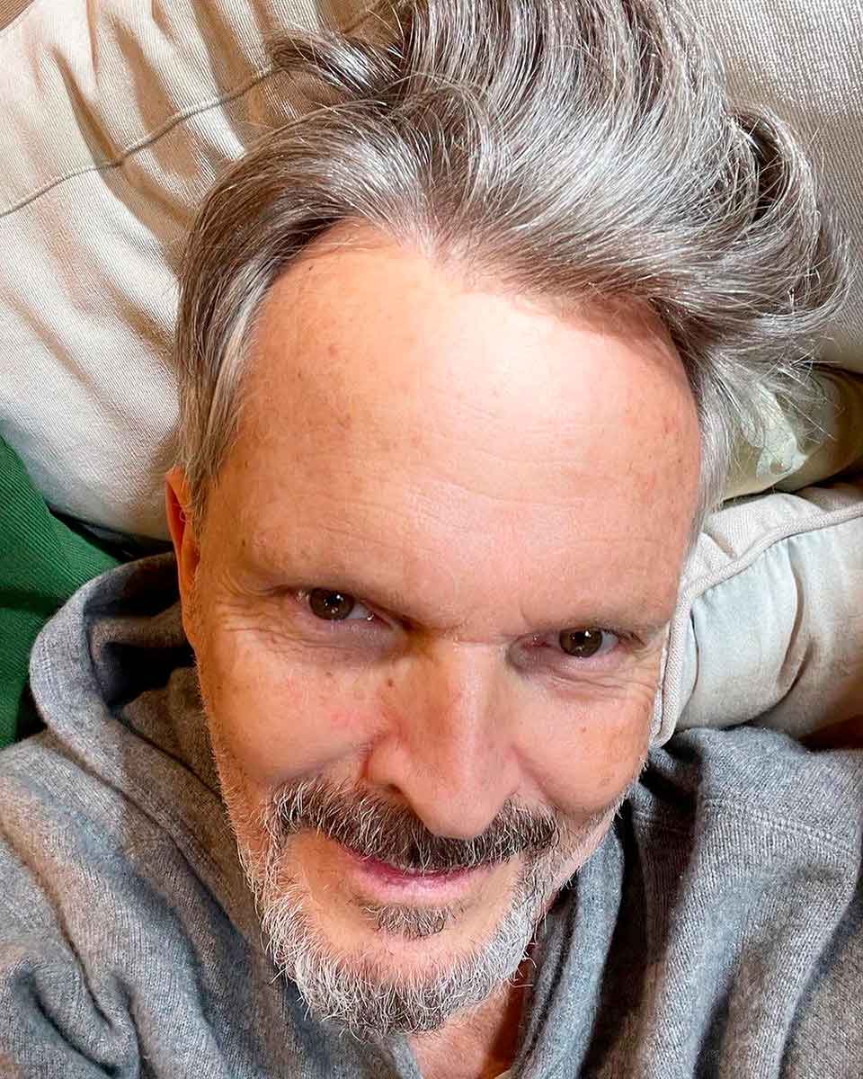 Miguel Bosé robo