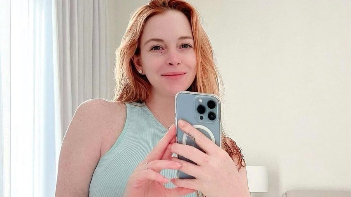 El mensaje de empoderamiento de Lindsay Lohan al compartir su foto post parto