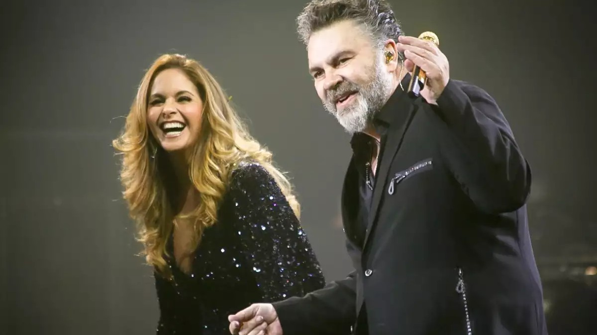 Lucero y Manuel Mijares en concierto.