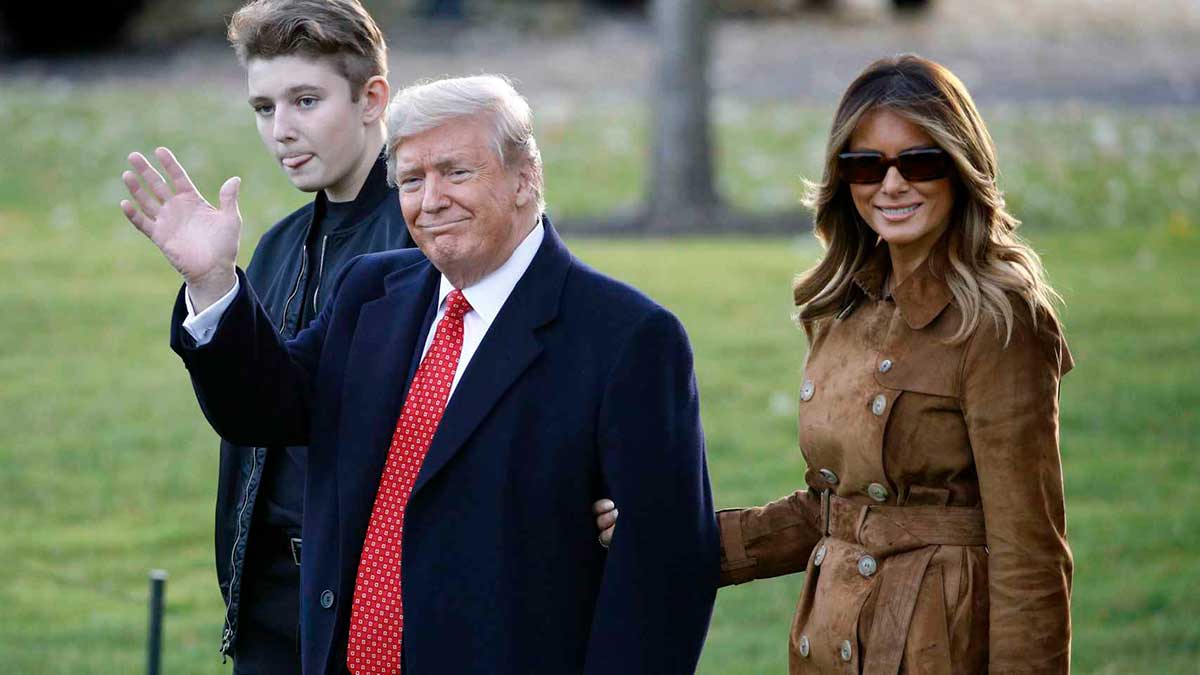 El interés de Melania Trump por renegociar su acuerdo prenupcial con Donald es para asegurar un mejor futuro a su hijo Barron.