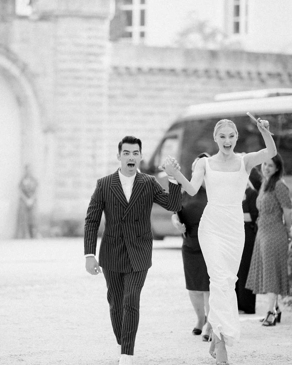 Joe Jonas y Sophie Turner se casaron en 2020 en Francia, luego de una ceremonia exprés en Las Vegas en 2019. 