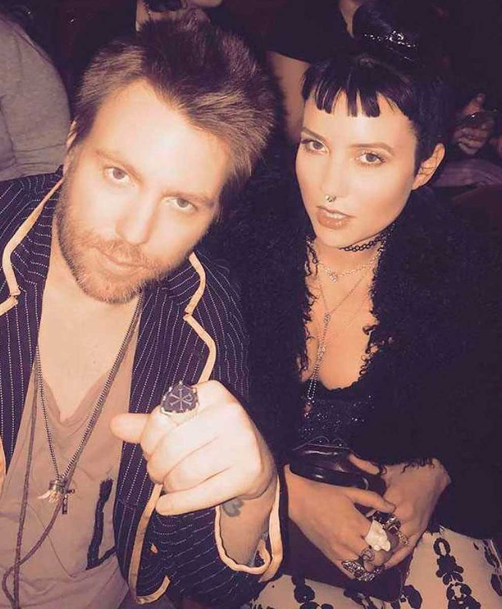 Elijah Blue Allman se casó con Marieangela King en 2013 y él solicitó el divorcio en 2021. 
