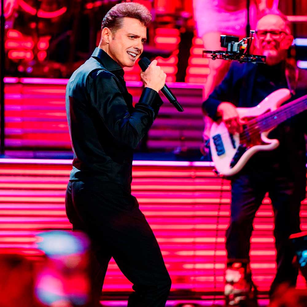 Michelle Salas estuvo presente en el primer concierto de Luis Miguel en Las Vegas.