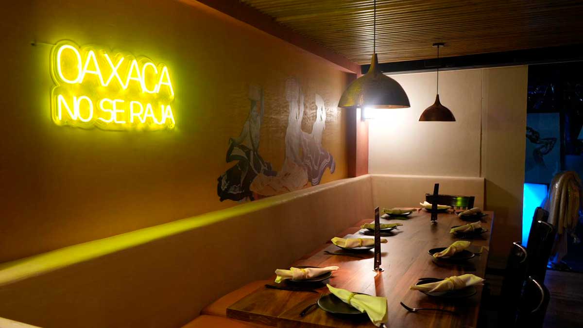 Santo Gusano Mezcalería está ubicada en Santa Fe, CDMX.