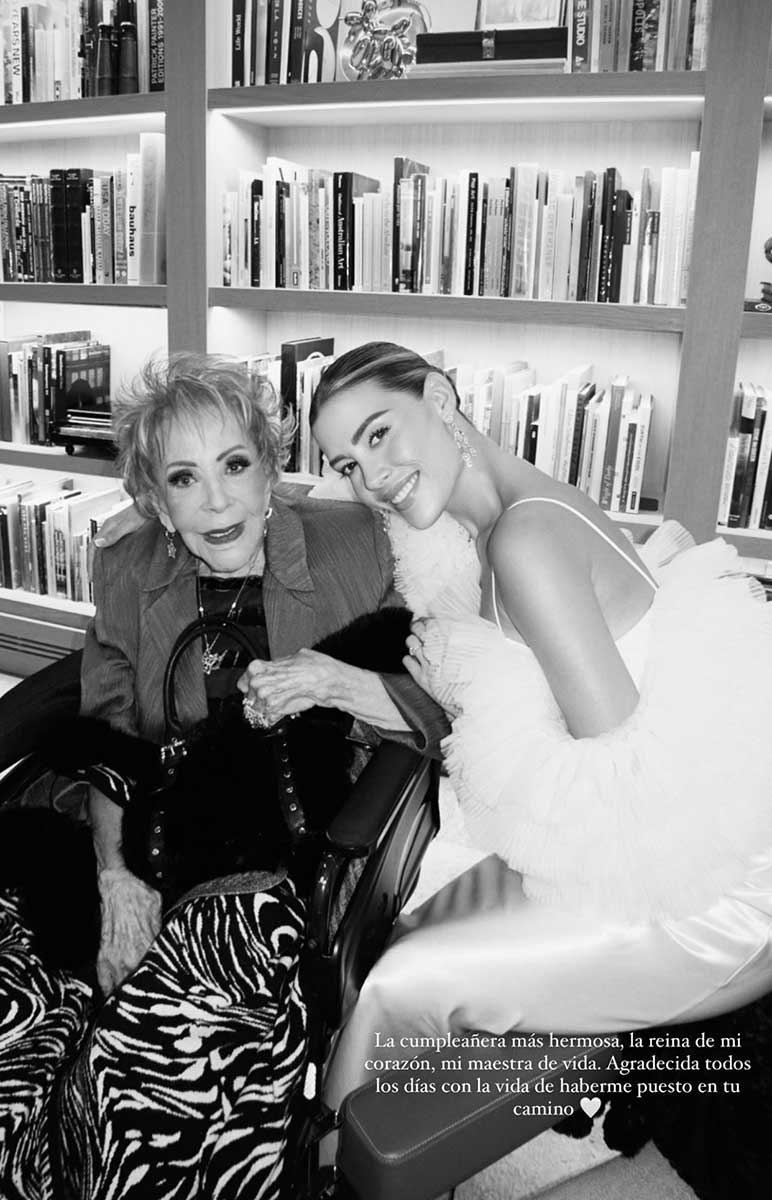 Michelle Salas junto con su bisabuela, doña Silvia Pinal. (Foto: Instagram)