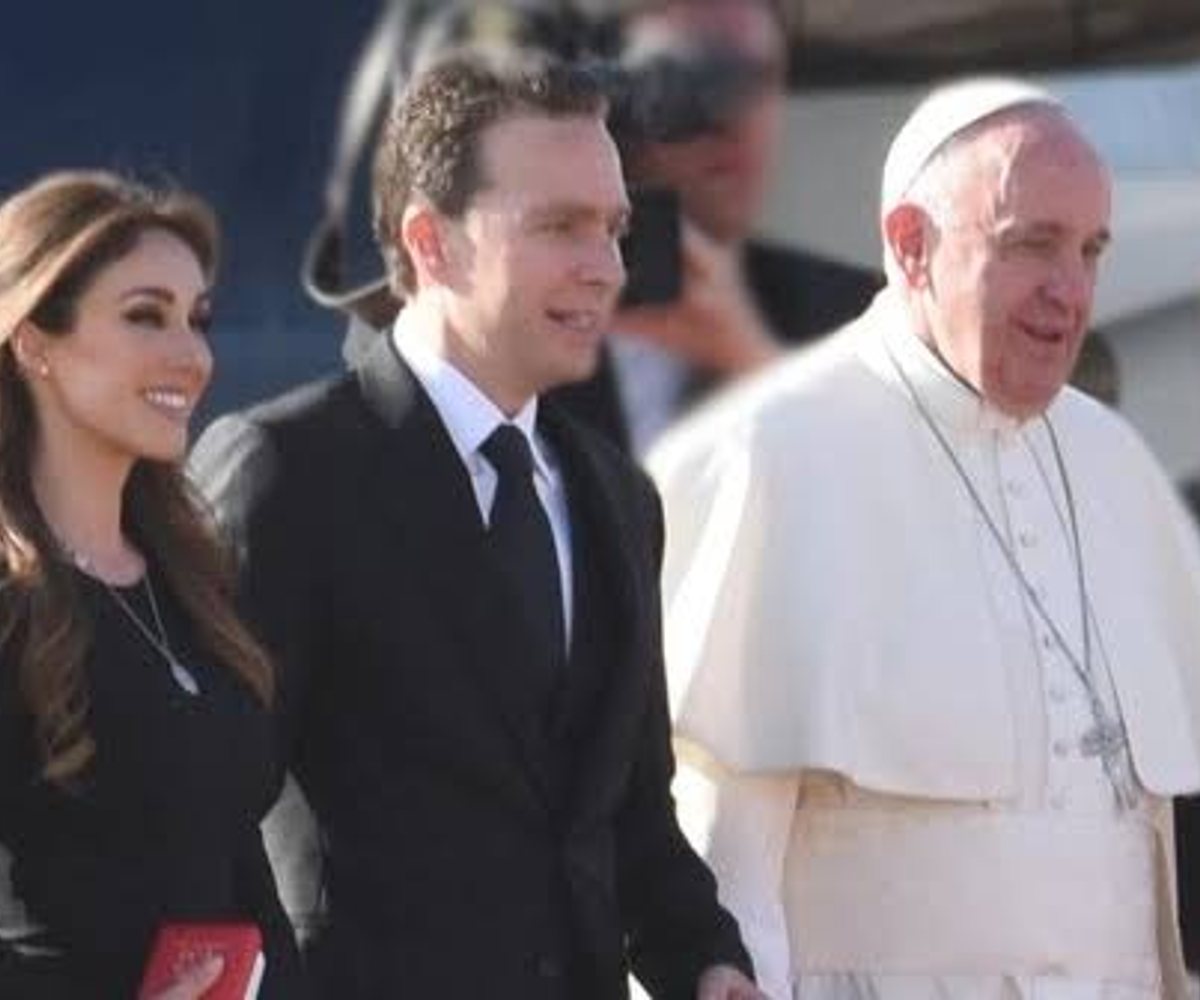 Anahí y su esposo Manuel Velasco cuando el papa Francisco visitó Chiapas. 