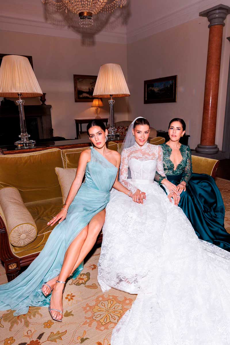 Camila Valero, Michelle y Stephanie Salas.