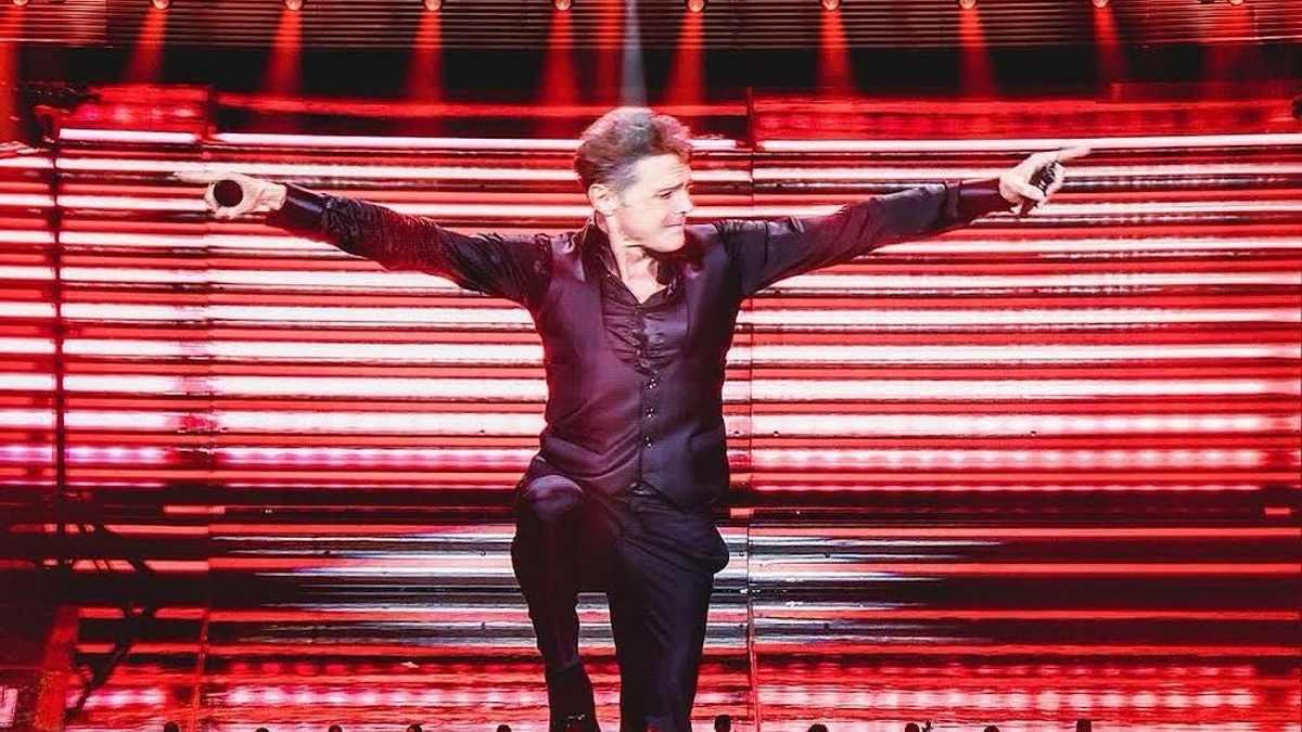 La celebración de Luis Miguel al convertirse en el artista más taquillero del mundo gracias al Tour 2023/2024