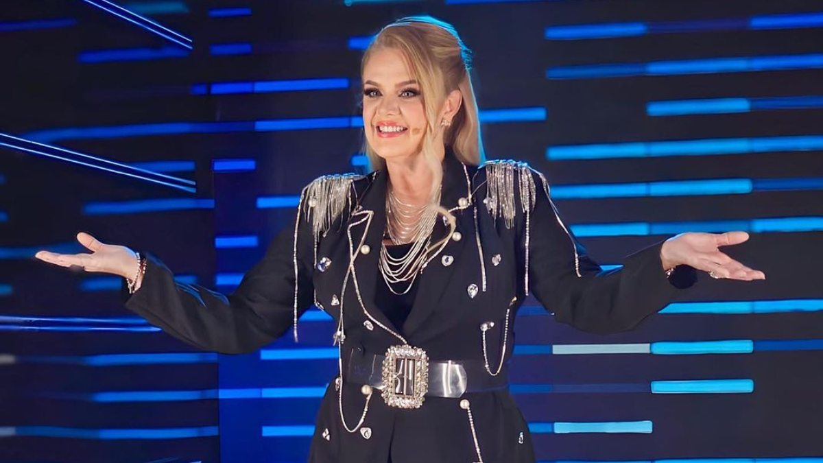 Erika Buenfil revela cuánto gana como la ‘reina de TikTok’, donde ya tiene 17 millones de seguidores