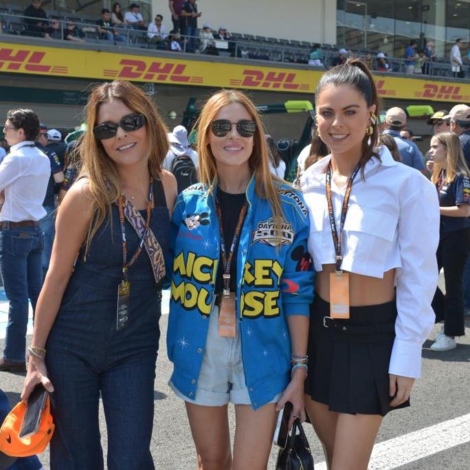 Grettell Valdéz, Michelle Torres y Yael Sandler. 