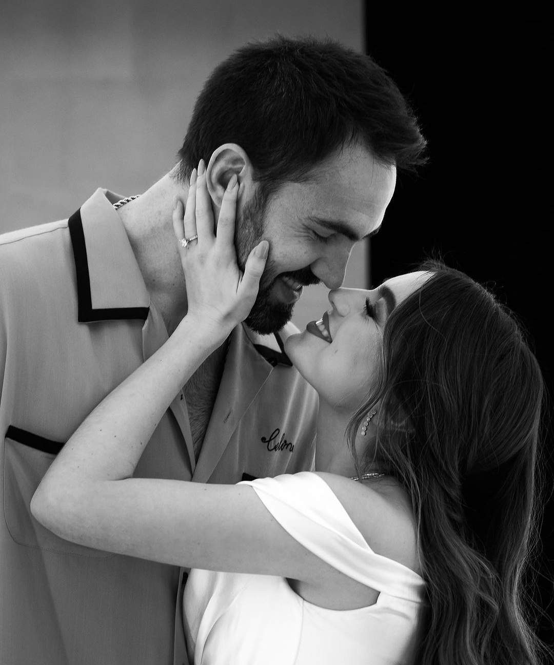 Sofía Castro se comprometió con su novio Pablo Bernot, con quien tiene cuatro años de relación.