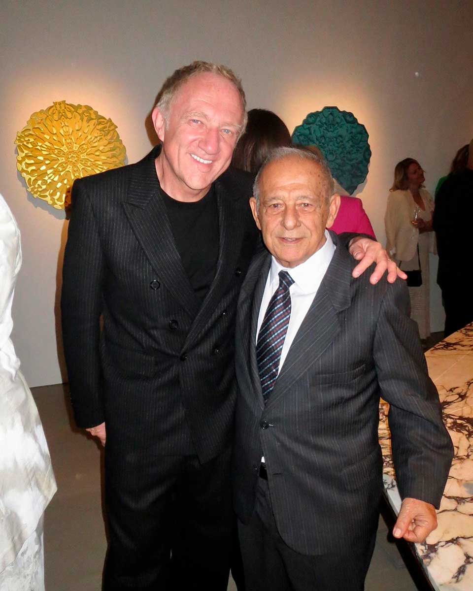 François-Henri Pinault con su suegro Sam Hayek.