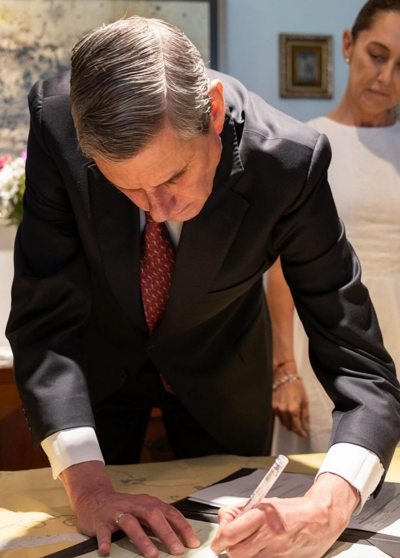 Jesús Tarriba se casó con Claudia Sheinbaum en una ceremonia íntima.
