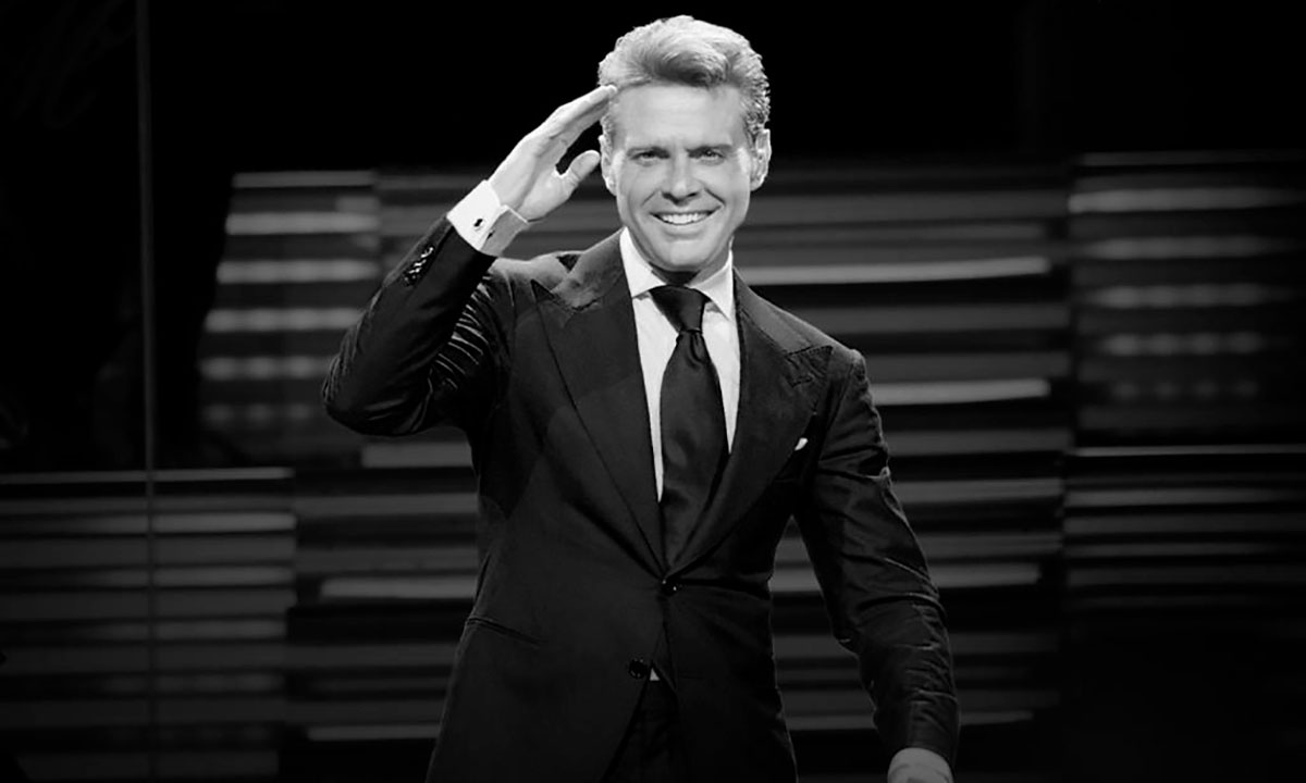 Luis Miguel ofreció el primero de siete conciertos en la Arena Ciudad de México con un lleno absoluto.