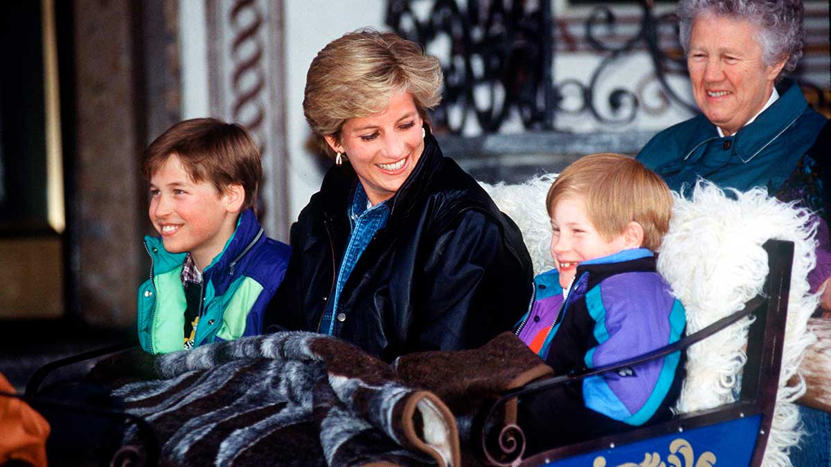 Así fue la última llamada de la princesa Diana con sus hijos William y Harry antes de morir Así fue la última llamada de la princesa Diana con sus hijos William y Harry antes de morir
