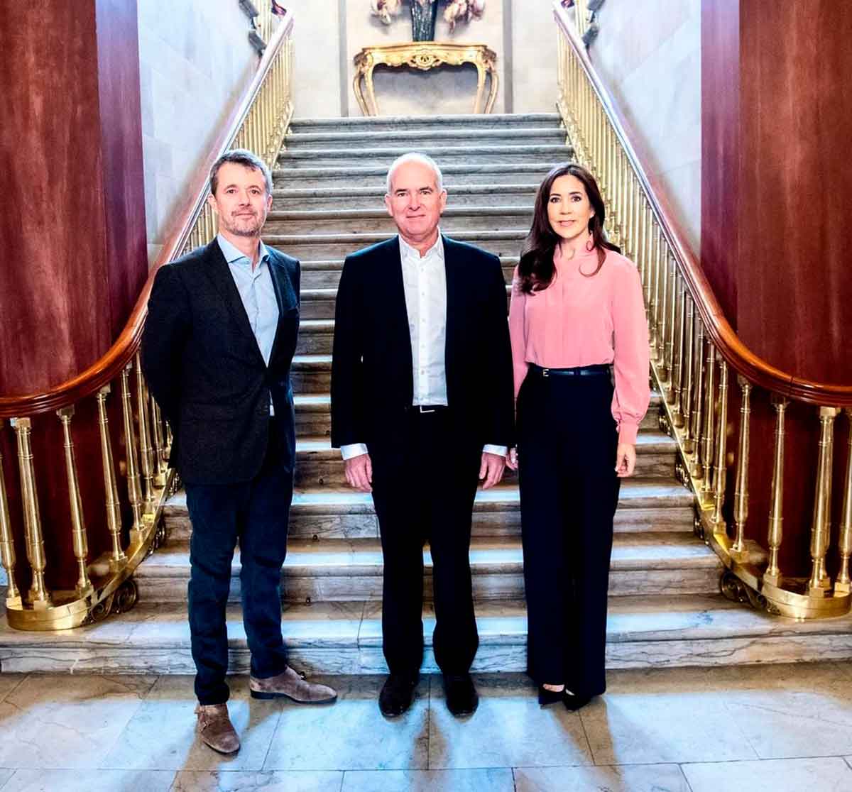 ¿Ya lo habrá perdonado? La princesa Mary reapareció junto a Federico en su primer acto público en conjunto tras el escándalo del príncipe. 