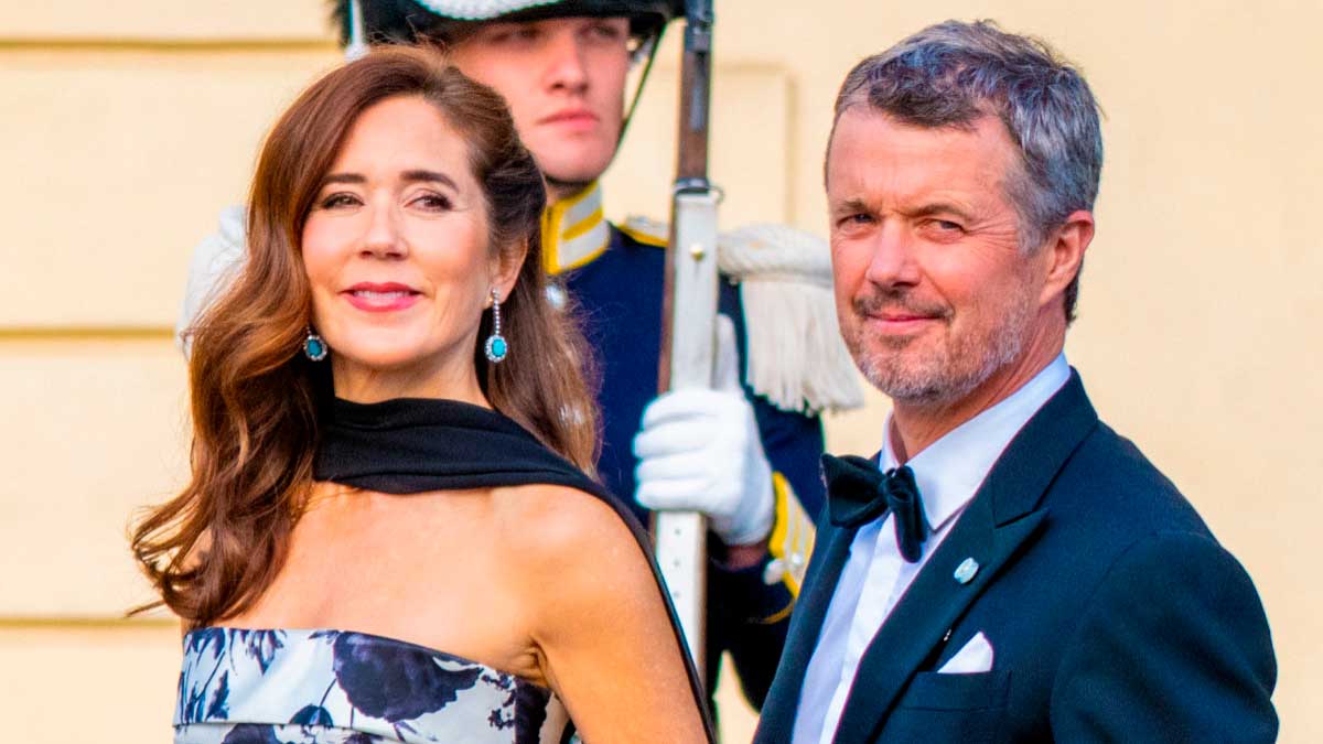 Mientras el príncipe Federico guarda silencio ante el escándalo, la prensa se abstiene de cuestionar a la princesa Mary al respecto. 