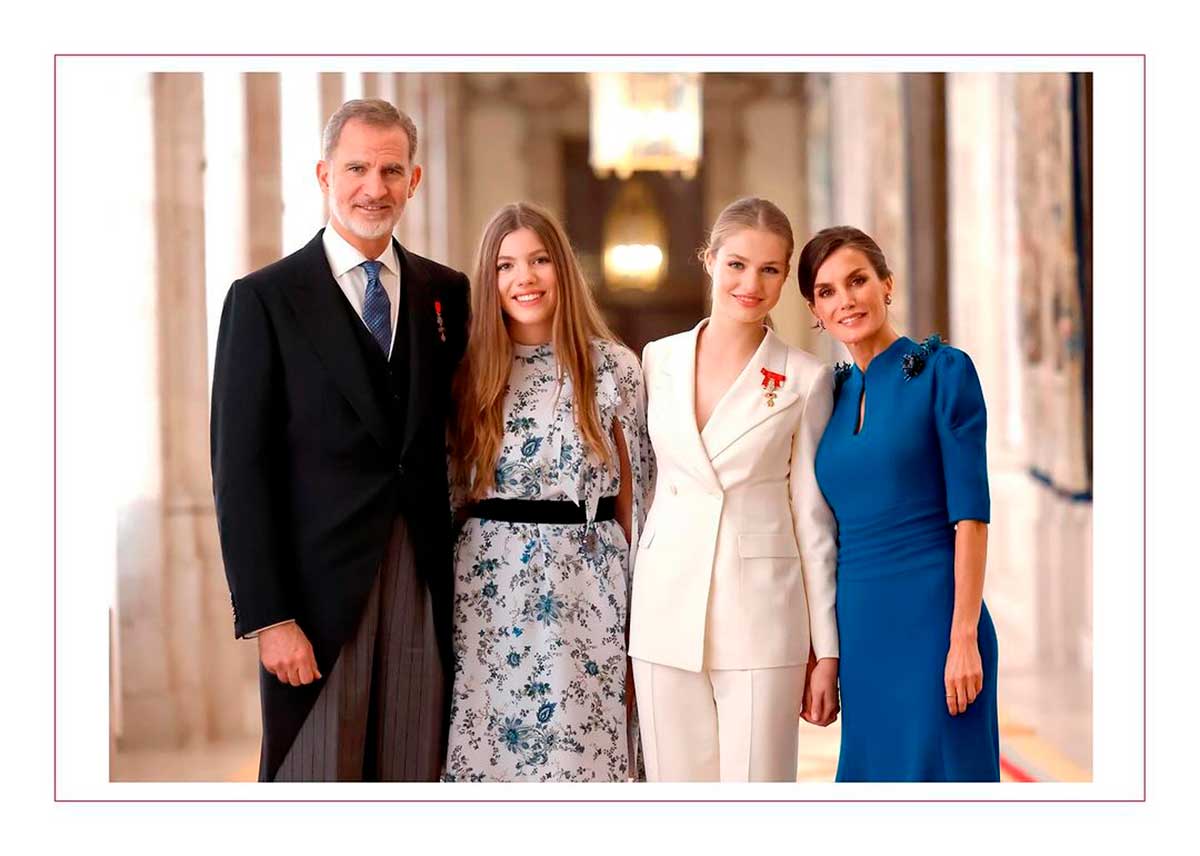 Los reyes Letizia y Felipe VI con sus hijas Leonor y Sofía