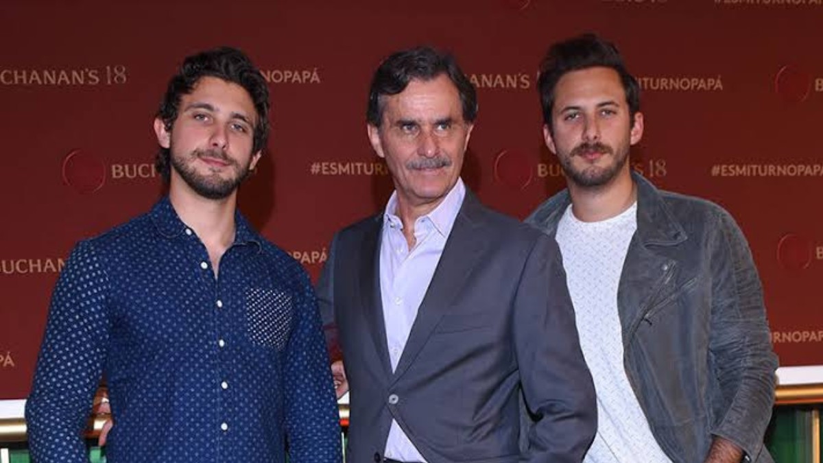 Humberto Zurita se pone nostálgico como “papá soltero” y con este mensaje agradece complicidad con sus hijos