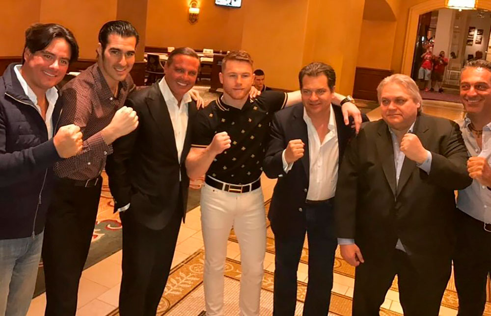 Carlos Bremer tenía amigos en la política, el espectáculo y el deporte.