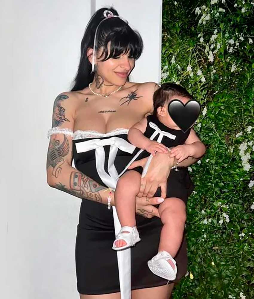 Inti, hija de Christian Nodal y Cazzu, ya es una bebé fashionista. (Foto: Instagram/@cazzu)