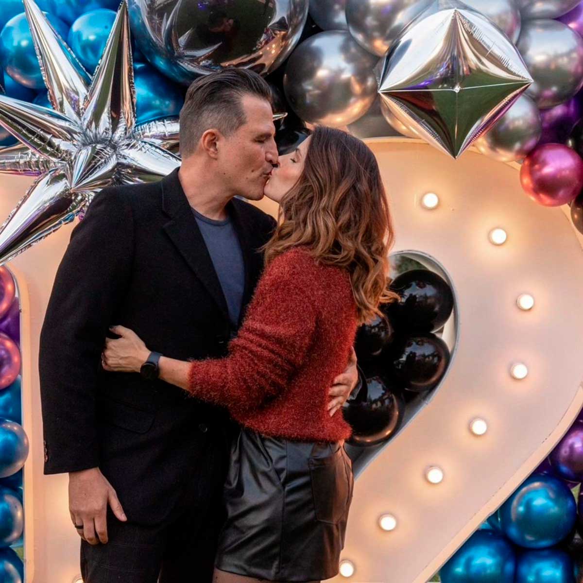 El amor de Claudia Álvarez y Billy Rovzar es a prueba de todo. 