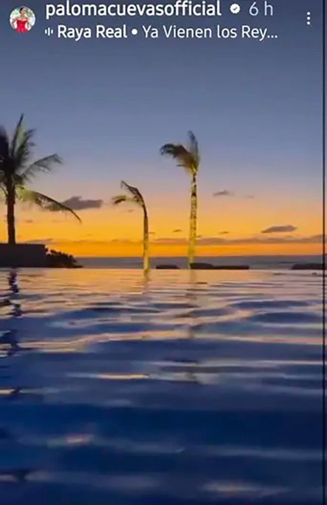 Paloma Cuevas no pudo resistirse al encanto de las playas de México donde recibió el año junto a Luis Miguel.