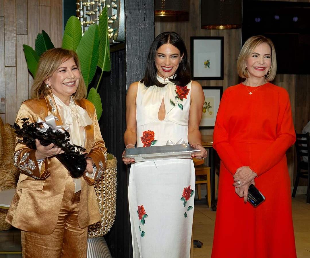 Ana Brenda Contreras celebró su despedida de soltera